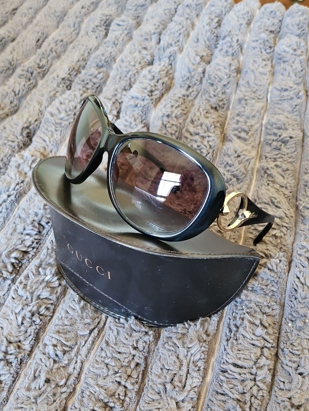 GUCCI..!!!!  GG 2930/S